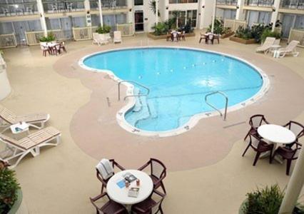 Clarion Hotel & Conference Center Northampton Exterior foto
